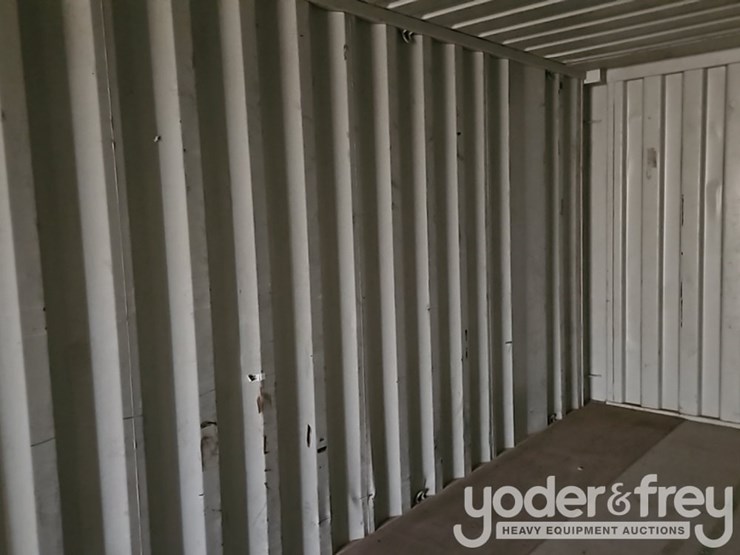 40'-container-single-walk-door,-2-side-doors-image-13