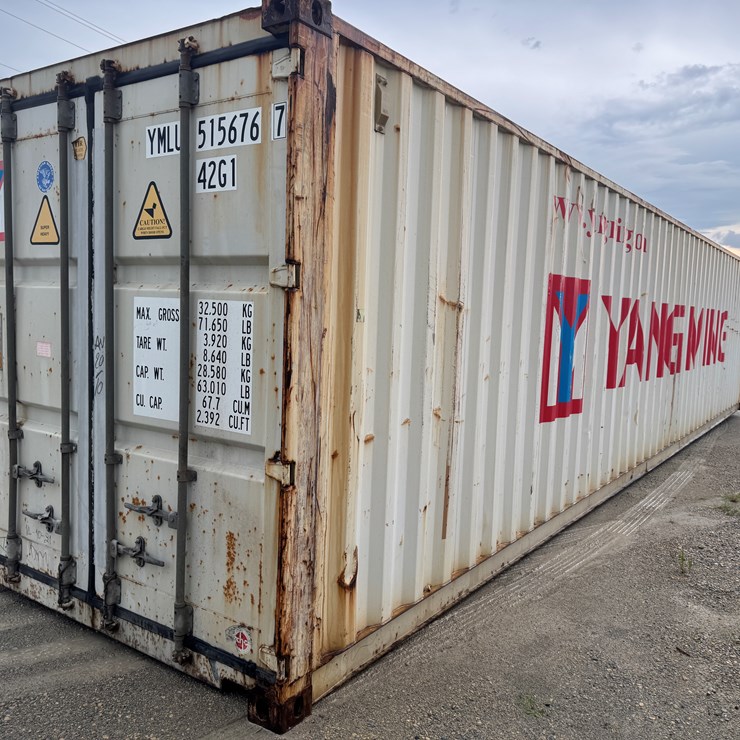 #4426 • 40' Shipping Container