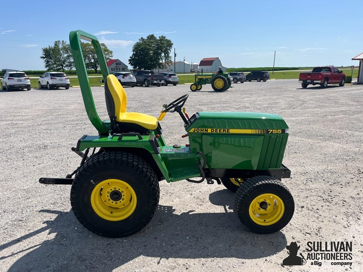 john-deere-755-image-4