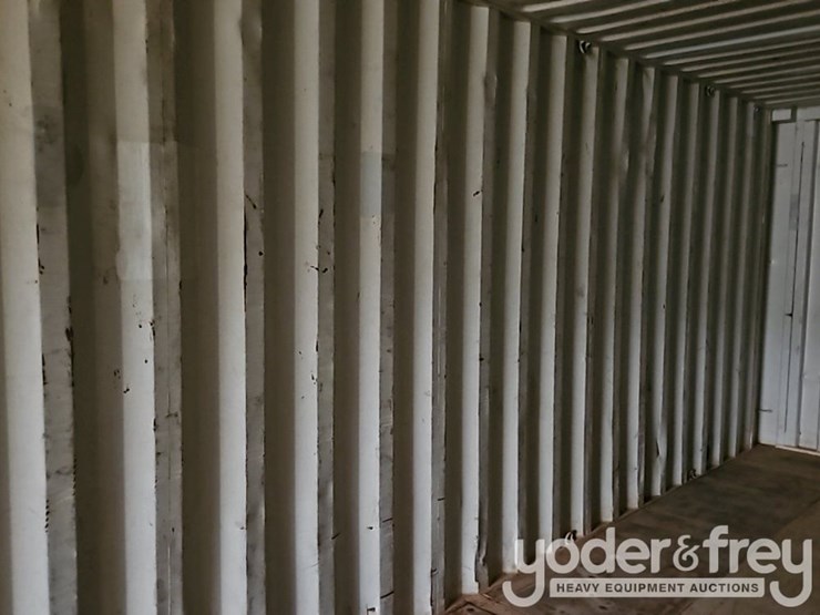 40'-container-single-walk-door,-2-side-doors-image-13