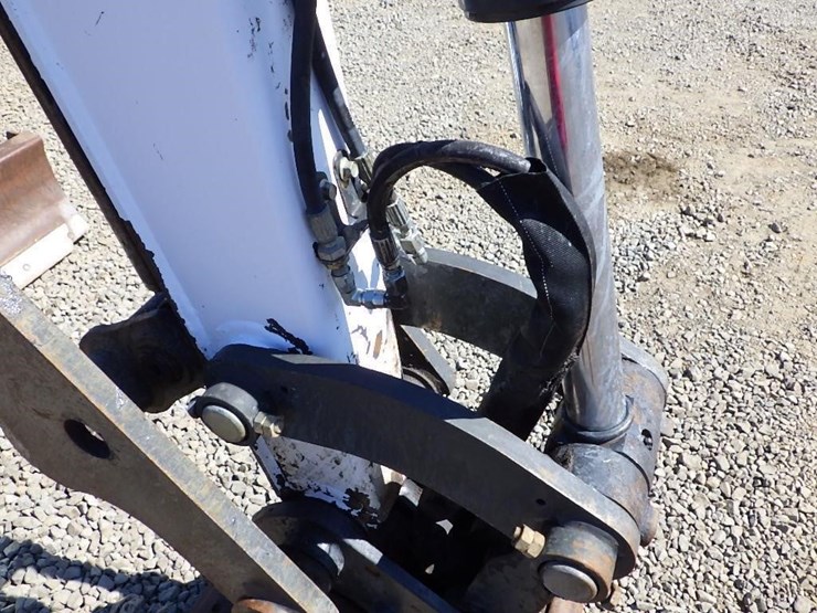 2012-bobcat-e50-image-21