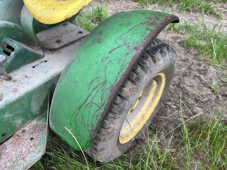 john-deere-110-image-57