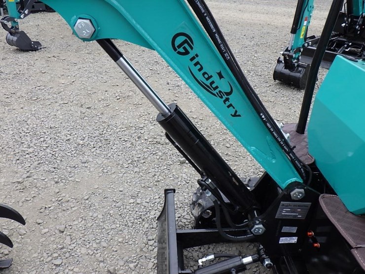 2025-cfg-mh12rx-hydraulic-excavator-image-8