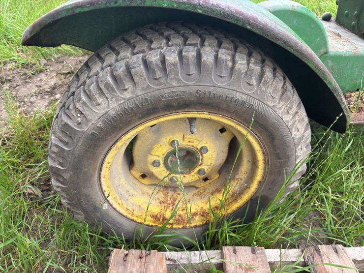 john-deere-110-image-70