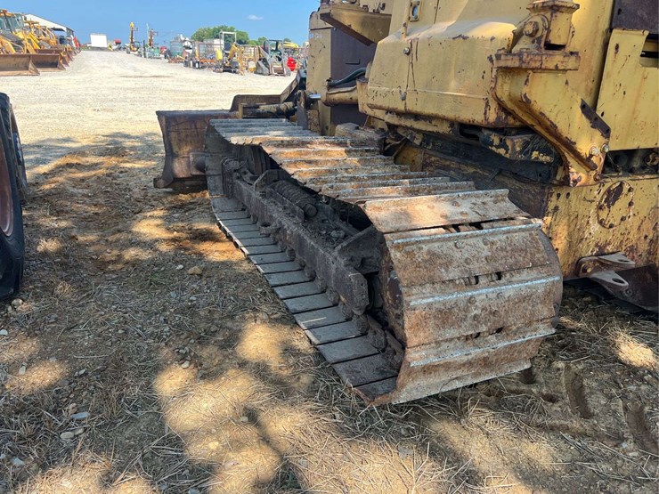 komatsu-d31p-17-image-11