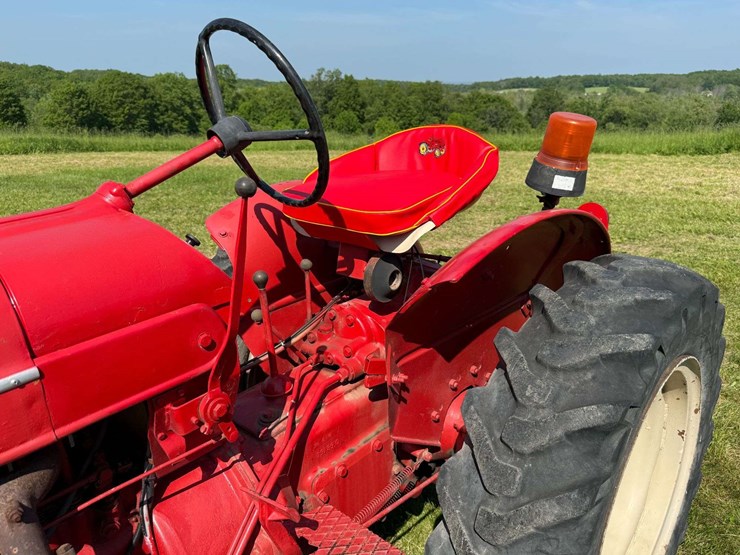 porsche-2cyl-vineyard-image-20