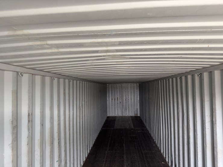 #4424-•-40'-standard-height-shipping-container-image-10