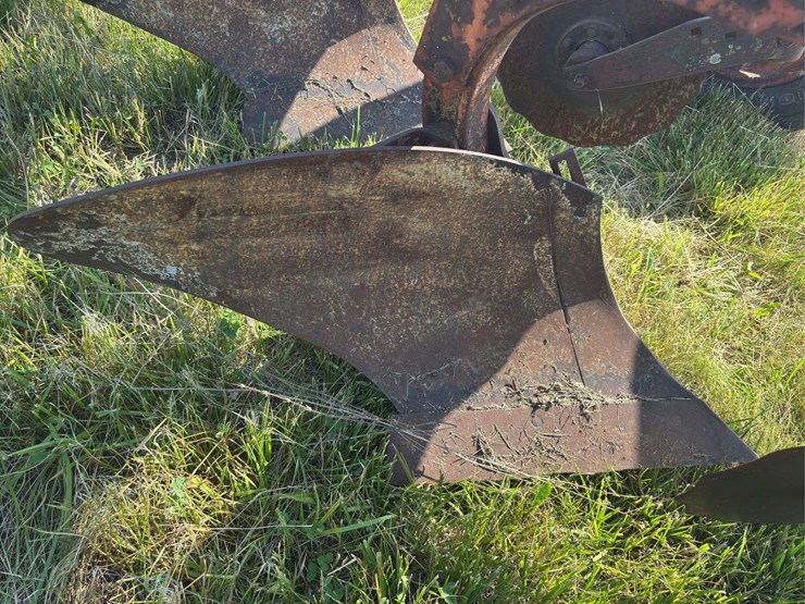 ji-case-pull-type-plow-image-13