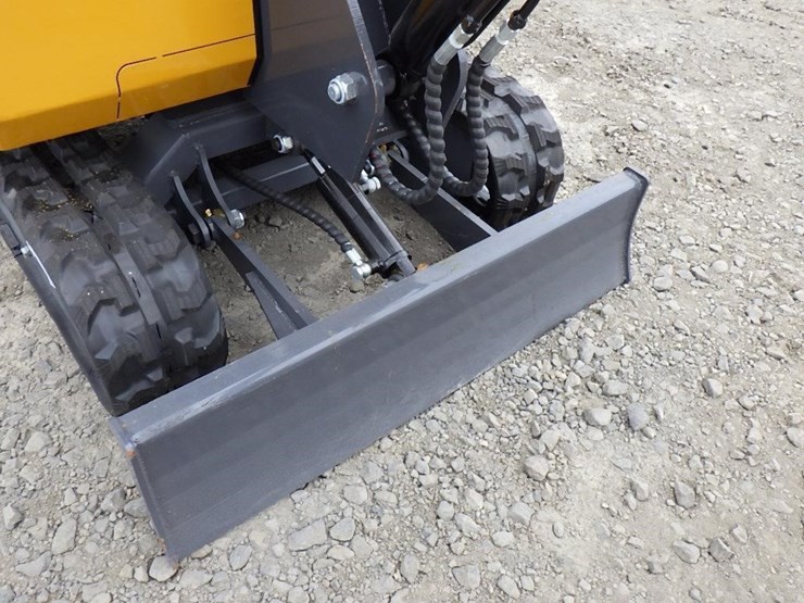 2025-cfg-qk18r-hydraulic-excavator-image-10