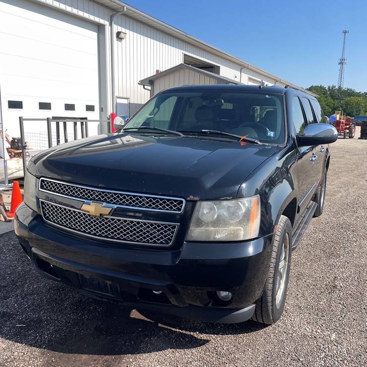 #6288 • 2008 Chevy Suburban (Has WI Title)