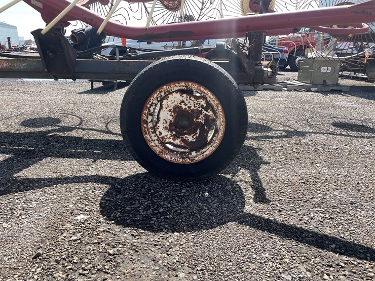 #6249-•-agc-wheel-rake-image-11