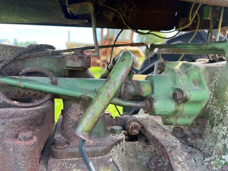 john-deere-model-b-image-56