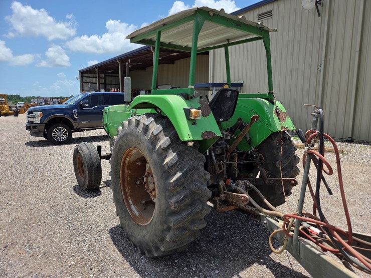 #2406-•-deitz-fahr-d1070s-tractor-image-4