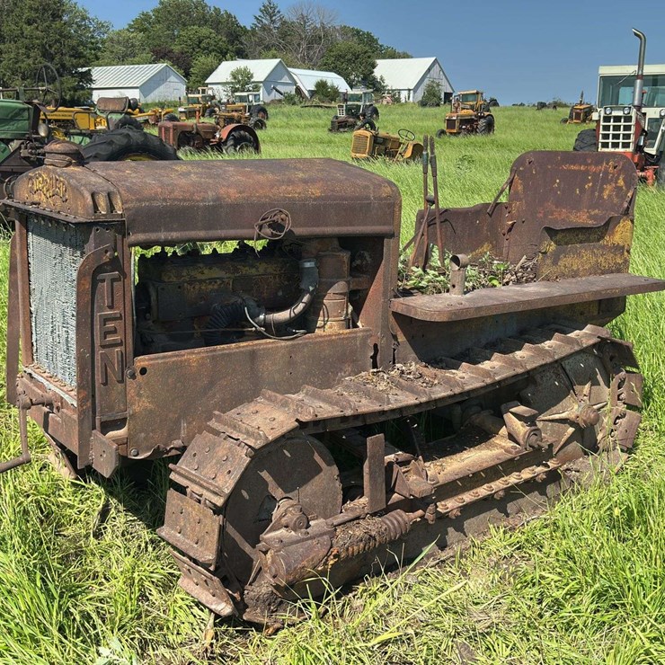Caterpillar Ten Crawler