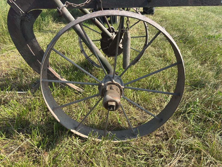 john-deere-subsoiler-image-14