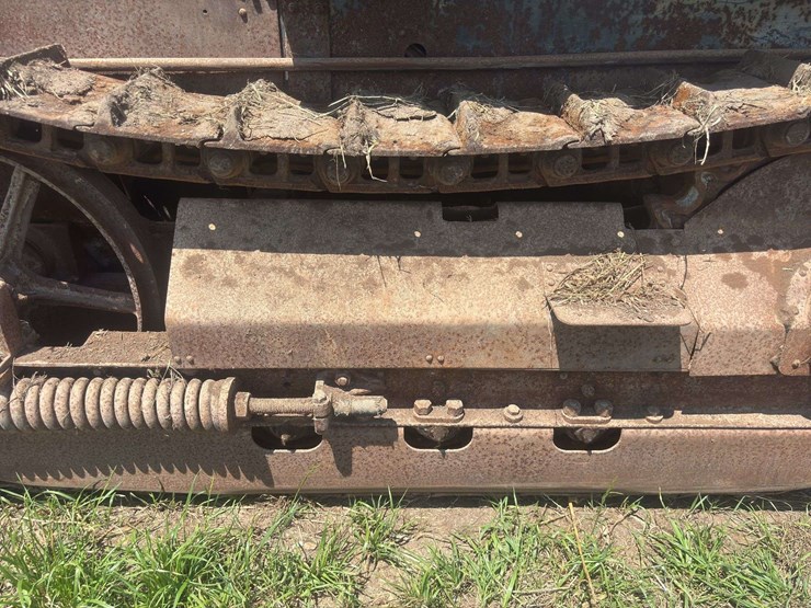 caterpillar-twenty-crawler-image-78