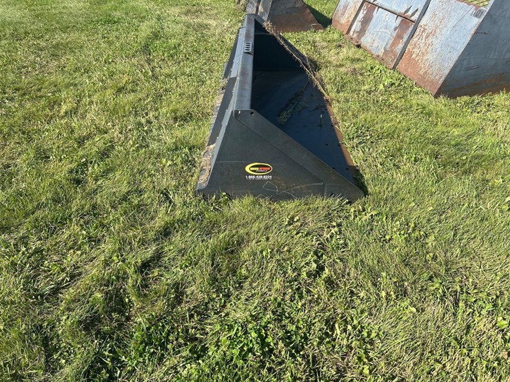 utility-bucket-image-4