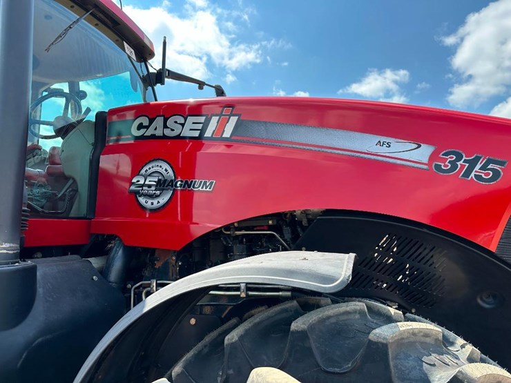 2015-case-ih-magnum-315-image-31