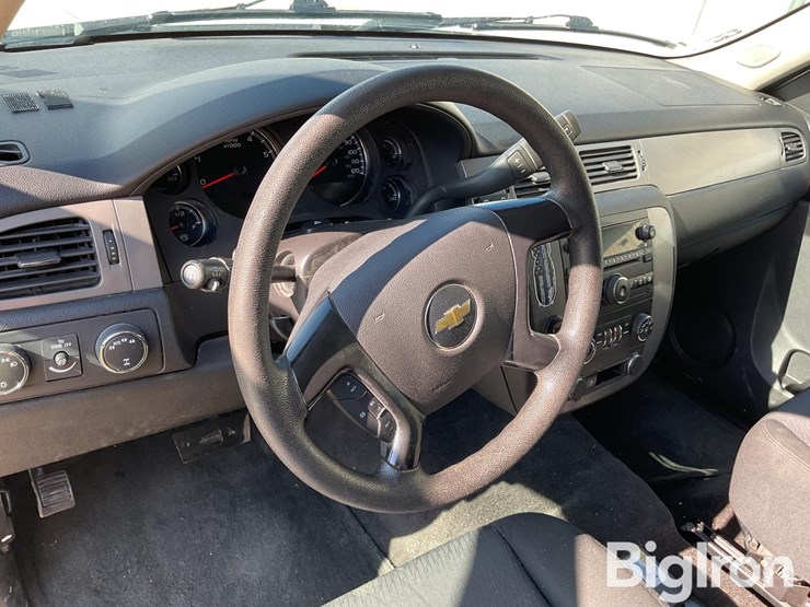 2014-chevrolet-tahoe-image-20