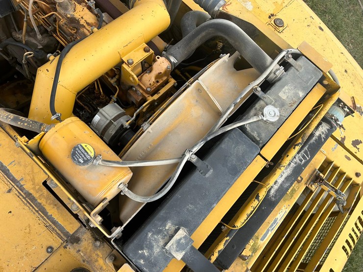 2000-deere-330-lc-image-52