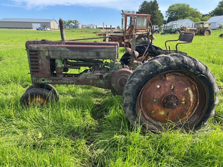 john-deere-model-b-image-2