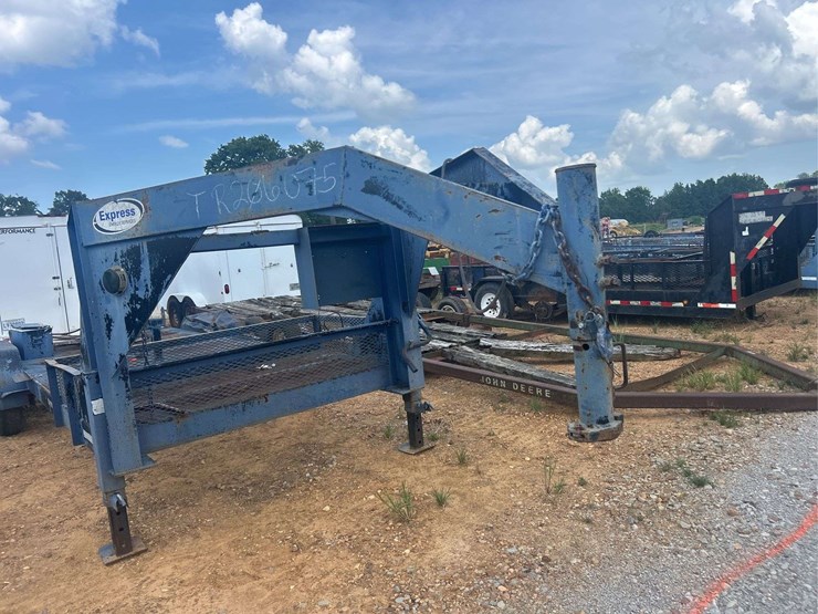 2012-77"-x-20'-t/a-gooseneck-trailer-image-7