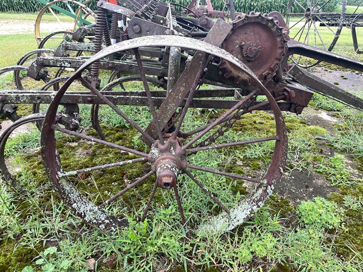 #7496-•-antique-field-cultivator-image-12