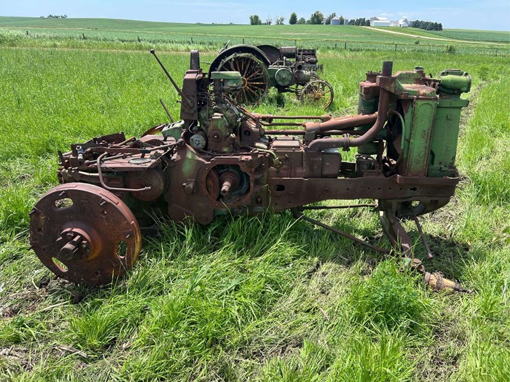 john-deere-720-standard-diesel-image-6