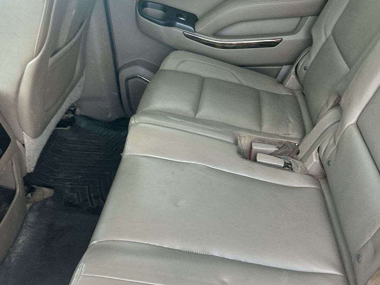 2015-gmc-yukon-xl-image-36
