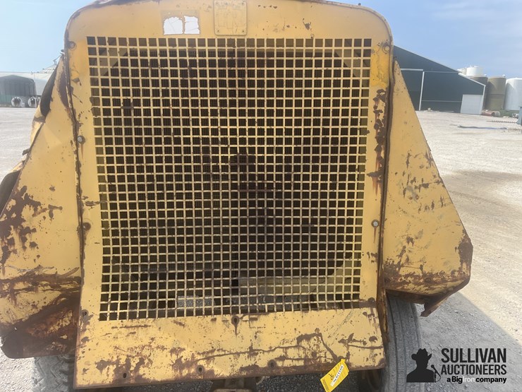 ingersall-rand-dr-365-mobile-air-compressor-image-12