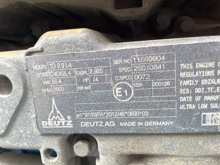 #6274-•-2014-genie-5519-5,500lbs-mini-telehandler-image-31