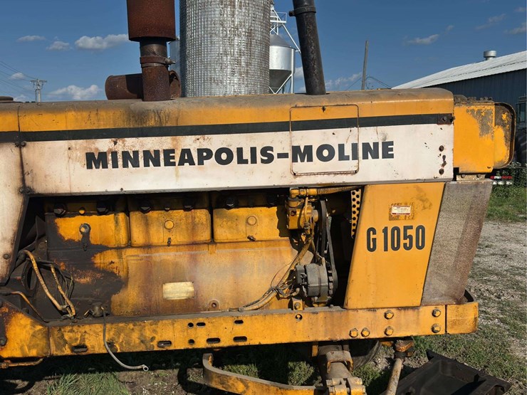 minneapolis-moline-g1050-image-22