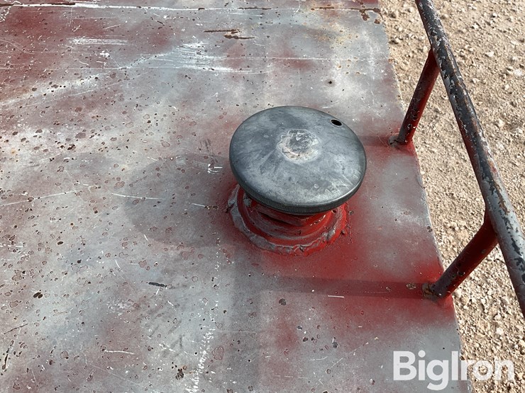 100-gal-portable-fuel-tank-w/12-volt-pump-image-10