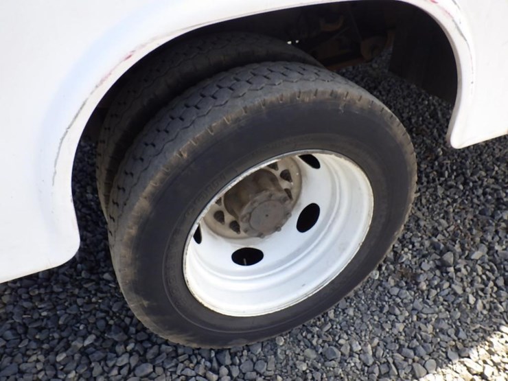2008-ford-f450-image-26