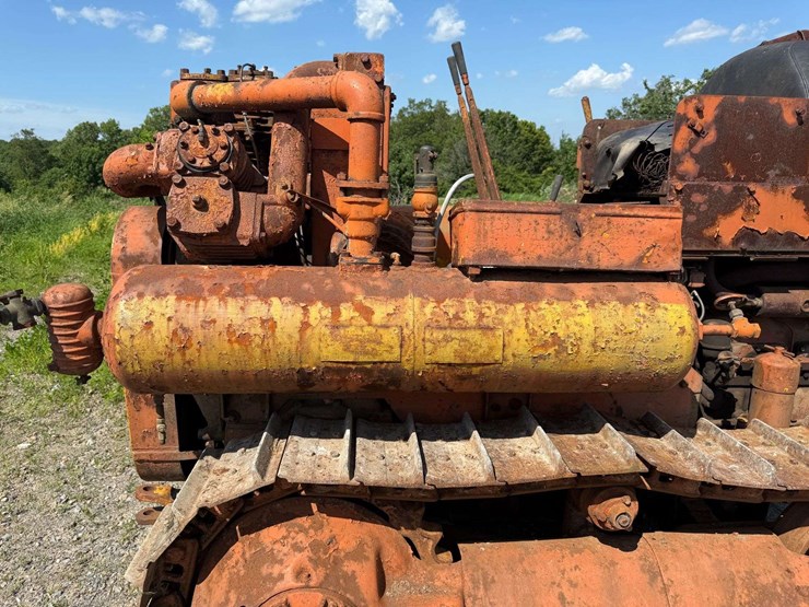 caterpillar-d4-air-compressor-tractor-image-24
