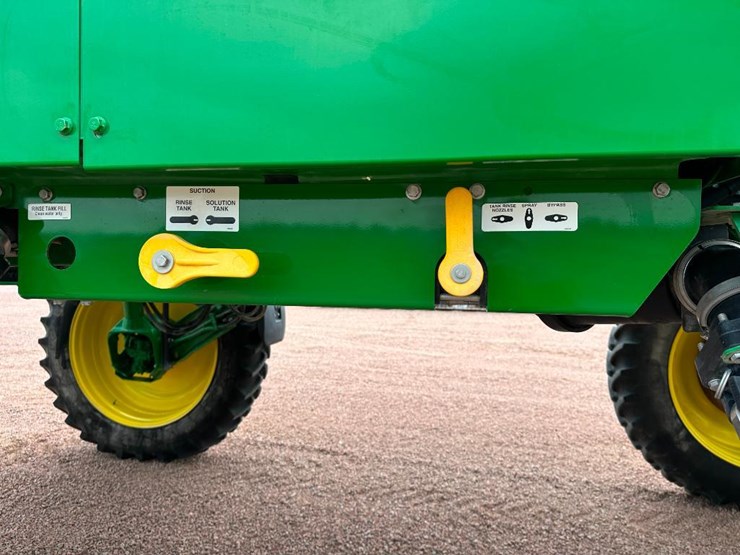 2012-john-deere-4730-image-26