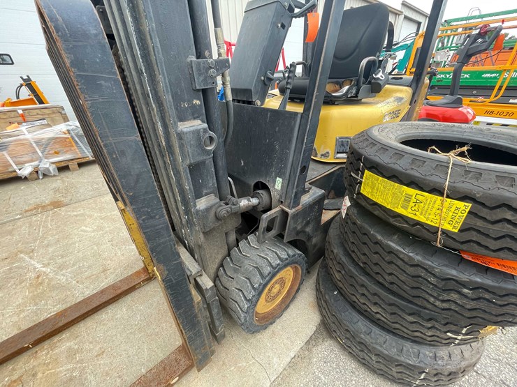 #1365-•-daewoo-5000-lb.-capacity-forklift-(o2)-image-5