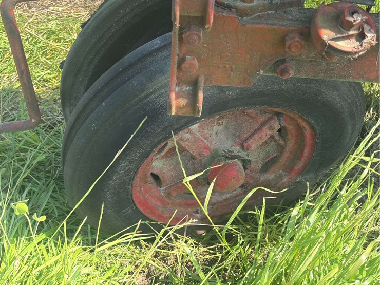 farmall-f30-image-14
