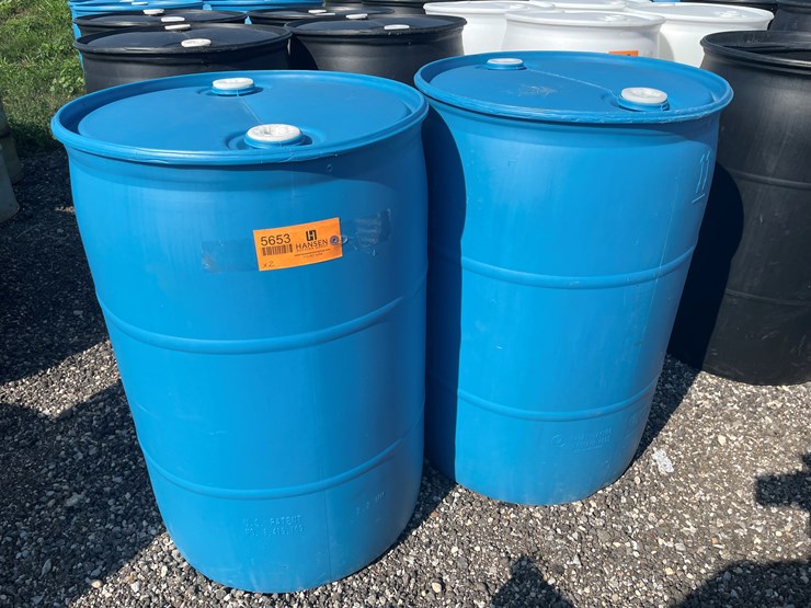#6343-•-(2)-55-gallon-plastic-drums-image-1
