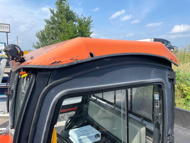 2008-kubota-rtv900-image-39