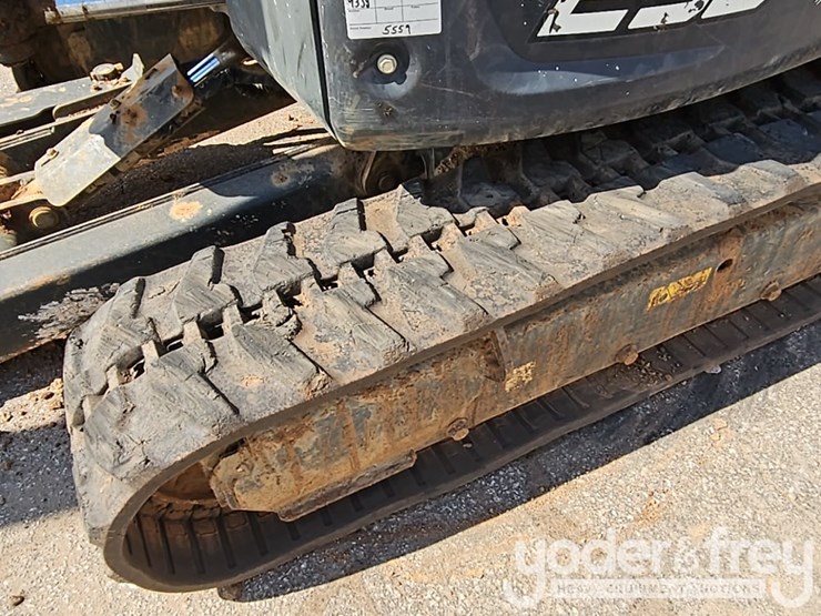 2021-bobcat-e35-image-12