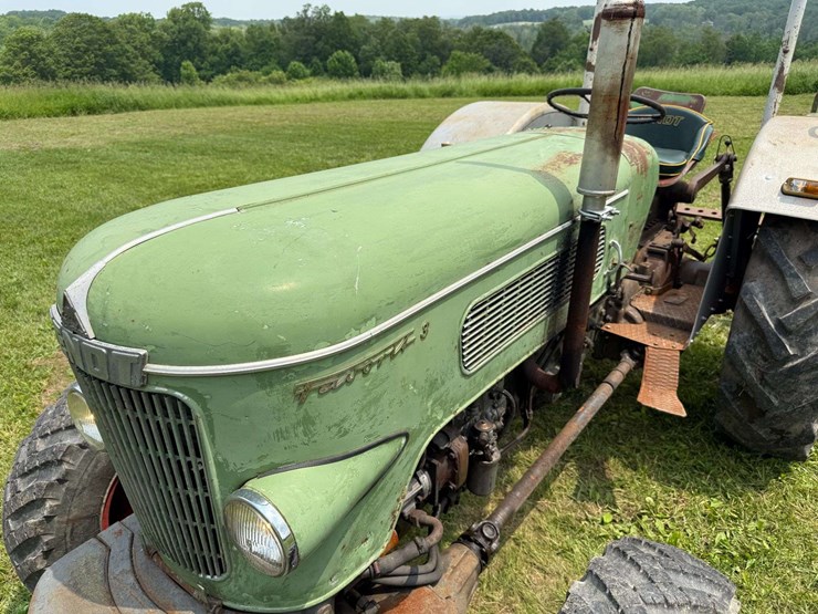 fendt-favorit-3-mfwd-image-10