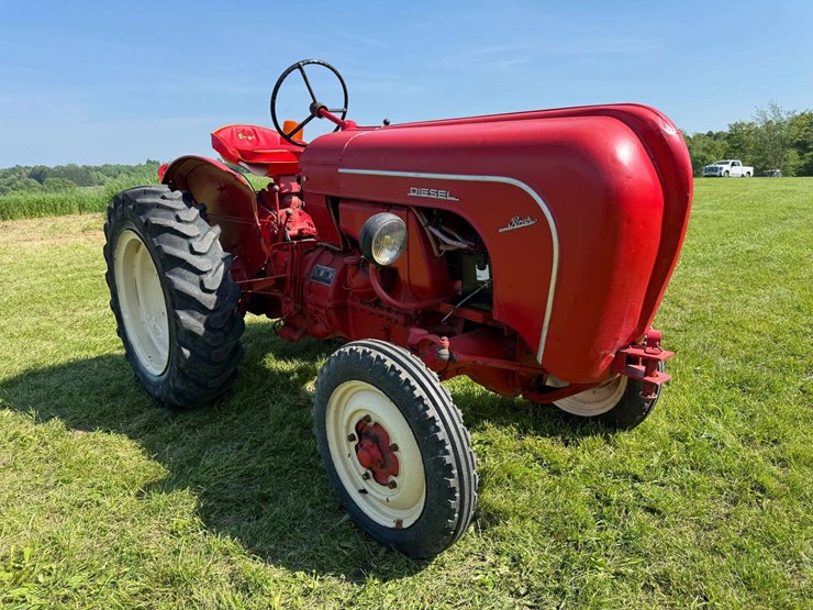 porsche-2cyl-vineyard-image-3