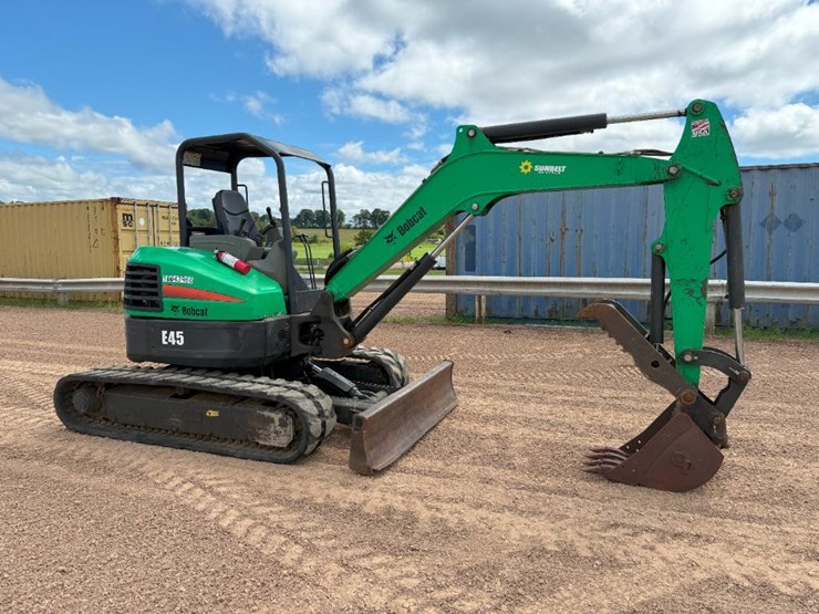 2018-bobcat-e45-image-2