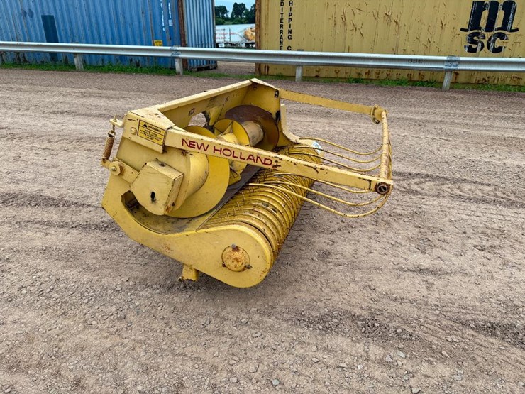 new-holland-790w-image-3