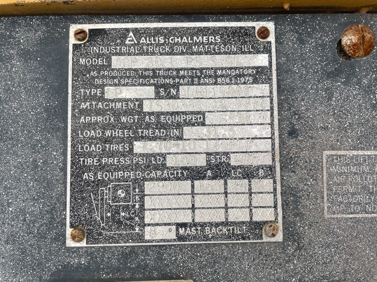 #1367-•-allis-chalmers-pneumatic-3000-lb.-capacity-forklift-(o3)-image-14