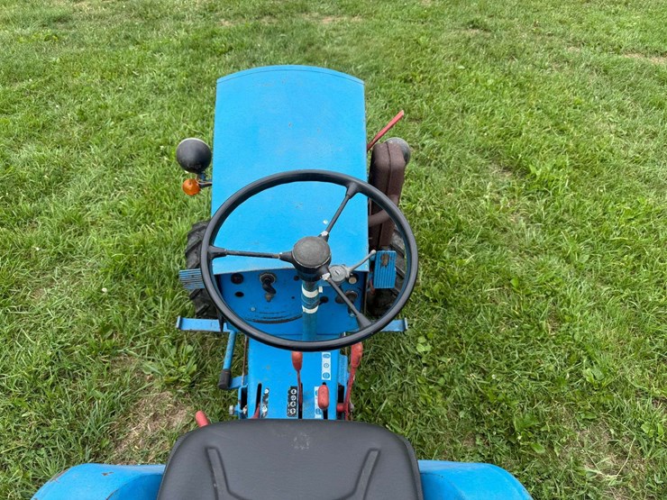 german-gutbrod-garden-tractor-image-10