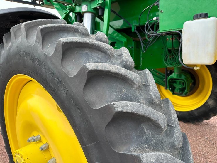 2012-john-deere-4730-image-14