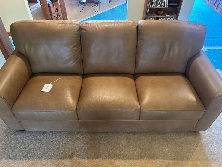 leather-couch/sleeper-77”-w-image-1