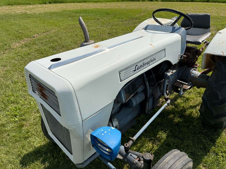 lamborghini-3-cylinder-2200hrs-image-10